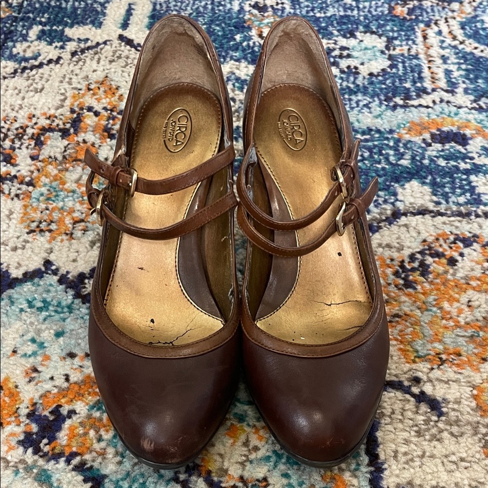 CIRCA Joan & David Dark Brown Mary Jane Heels